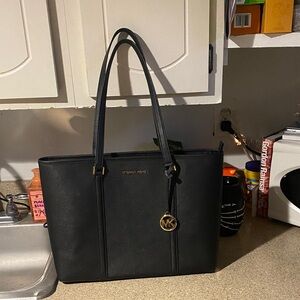 Michael Kors Jet Set Travel Large Saffiano Leather Tote Bag